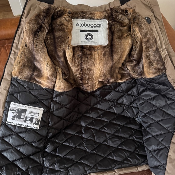 Winter Parka - Toboggan Canada - Picture 6 of 14